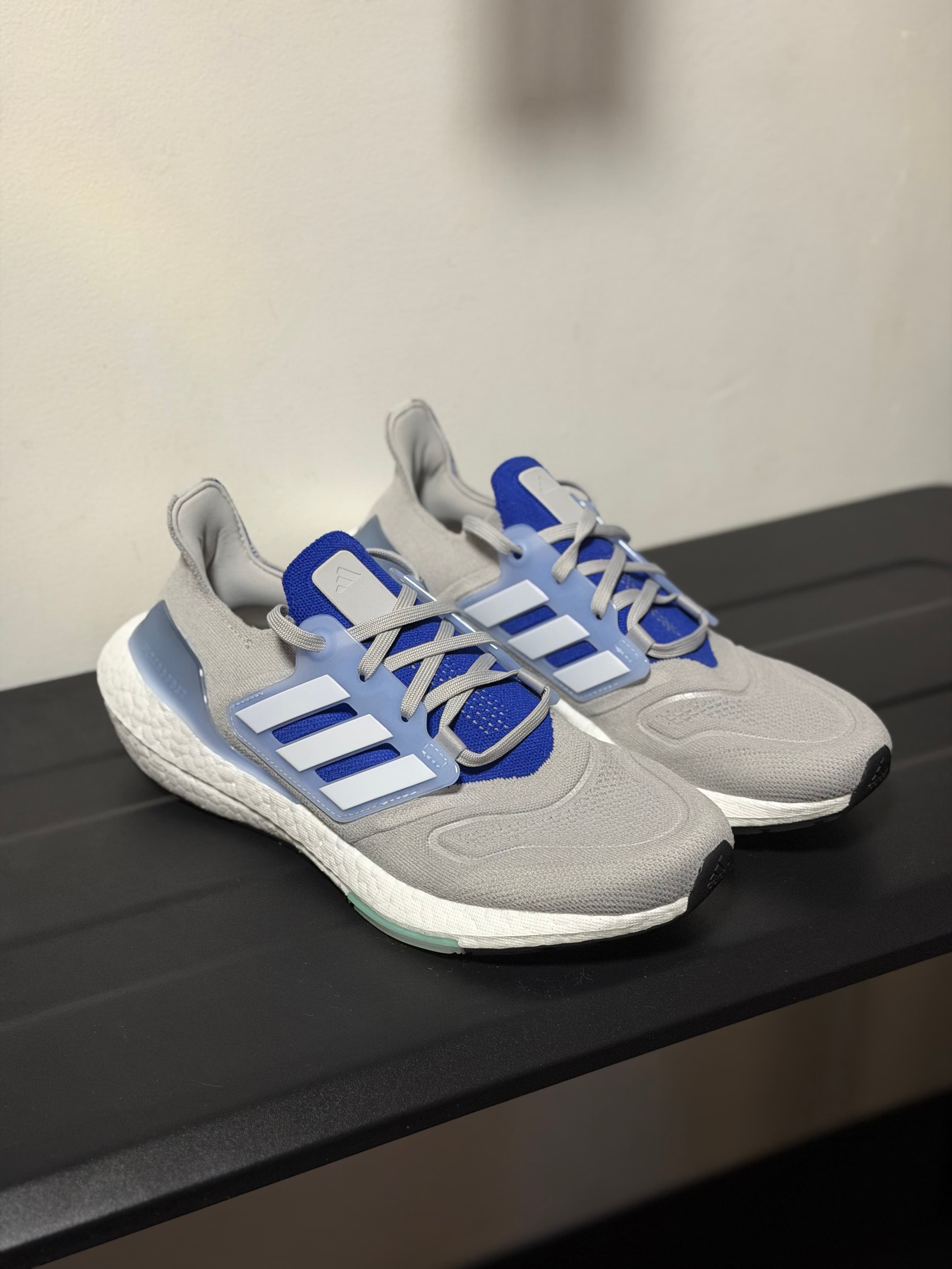 Ultraboost 22 'Grey Two Lucid Blue'